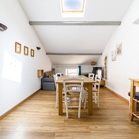 T3 Residence De Tourisme Voltaire Hyères Eksteriør bilde