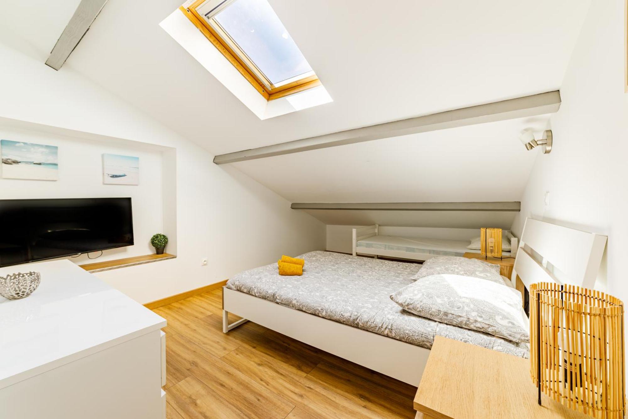 T3 Residence De Tourisme Voltaire Hyères Eksteriør bilde