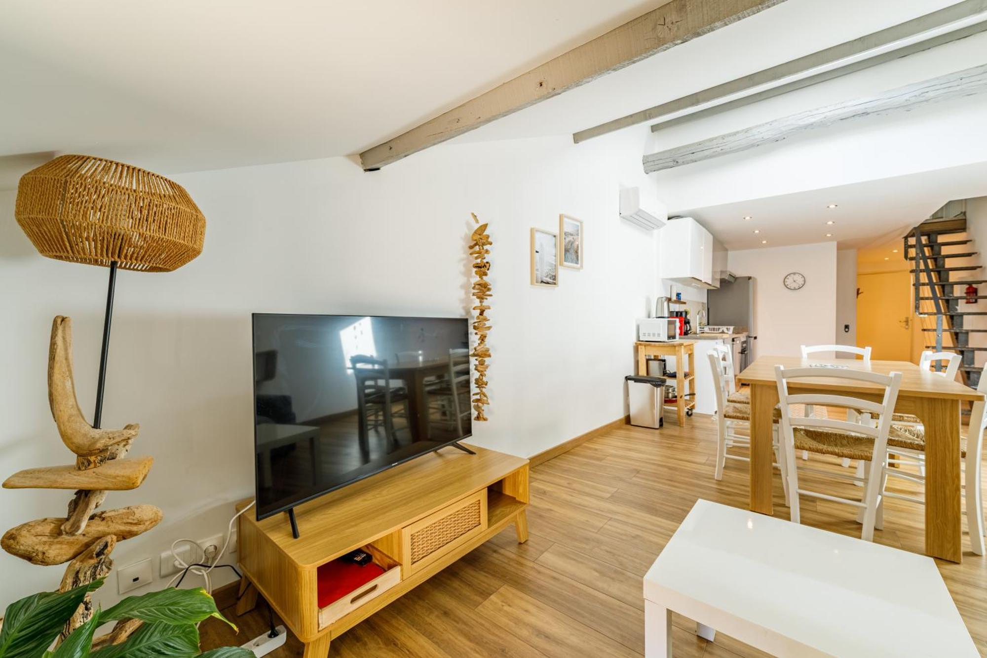 T3 Residence De Tourisme Voltaire Hyères Eksteriør bilde